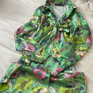 Zara women’s green floral satin effect dress